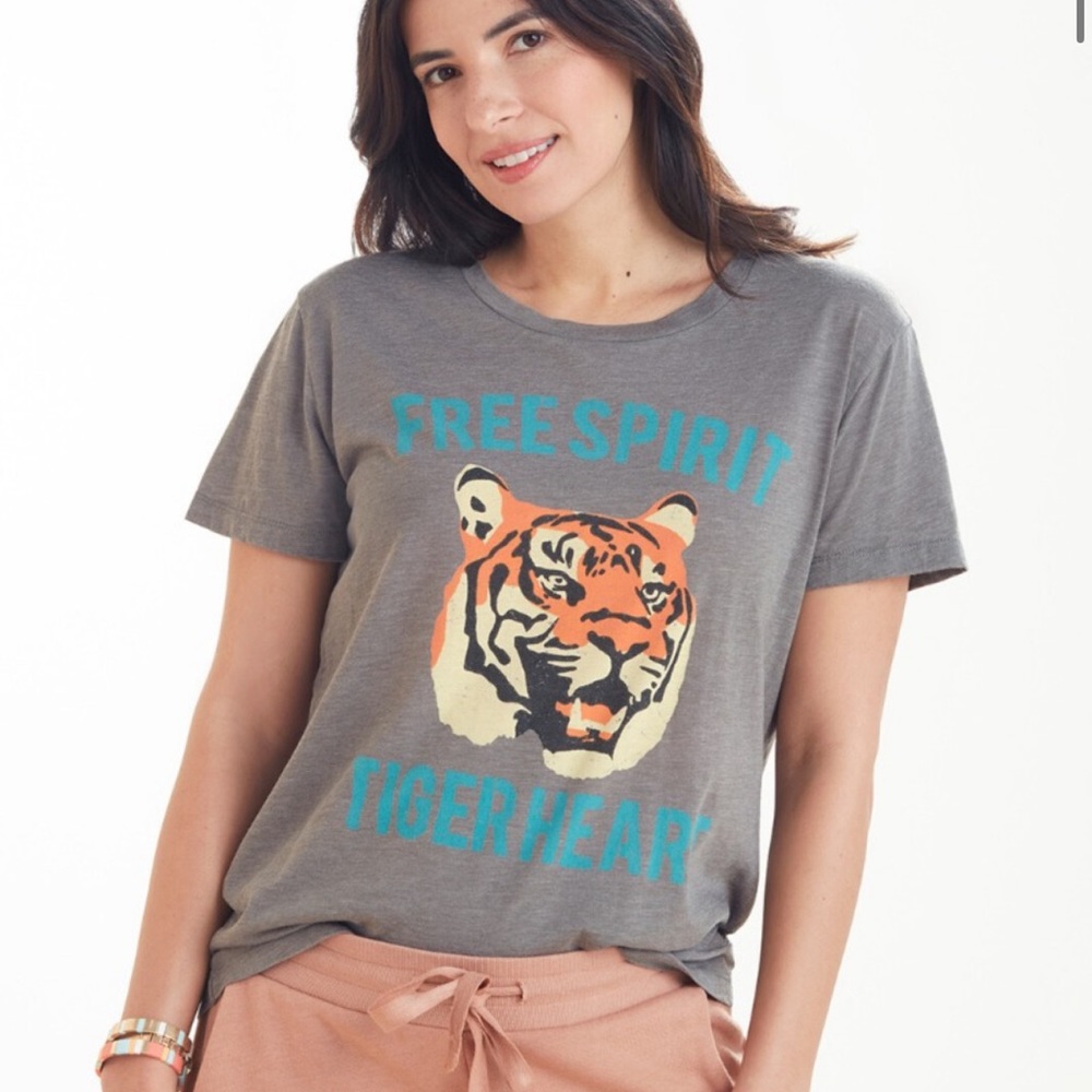 Chaser Free Spirit T for Evereve size L